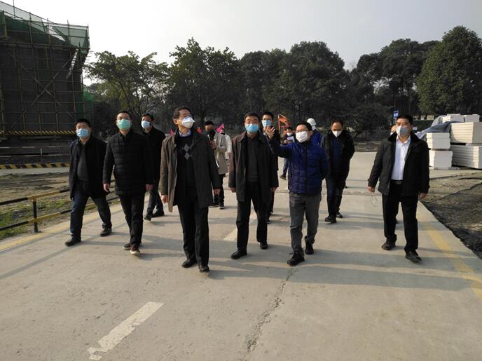 集团党委书记、董事长任丁率队 赴金牛宾馆检查工作