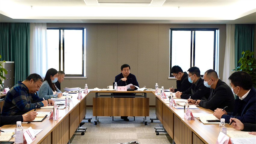 尊龙凯时集团召开加快推进规范董事会建设、经理层成员任期制和契约化管理等专项改革工作督促会