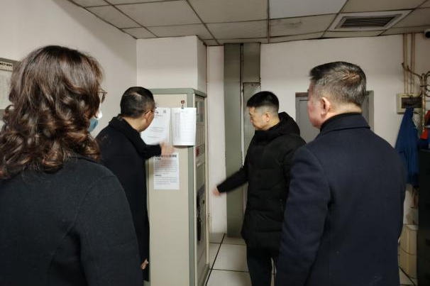 省尊龙凯时集团党委书记、董事长游勇检查督导春节安全生产并看望慰问干部员工